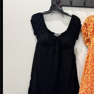 Black Short Sleeve Top